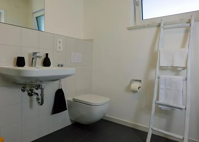 Design Nr 1 Mit Terrasse Und Parkplatz شقة *