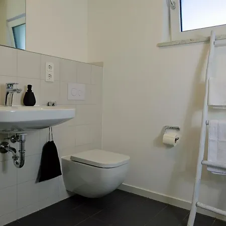 Design Nr 1 Mit Terrasse Und Parkplatz Διαμέρισμα *